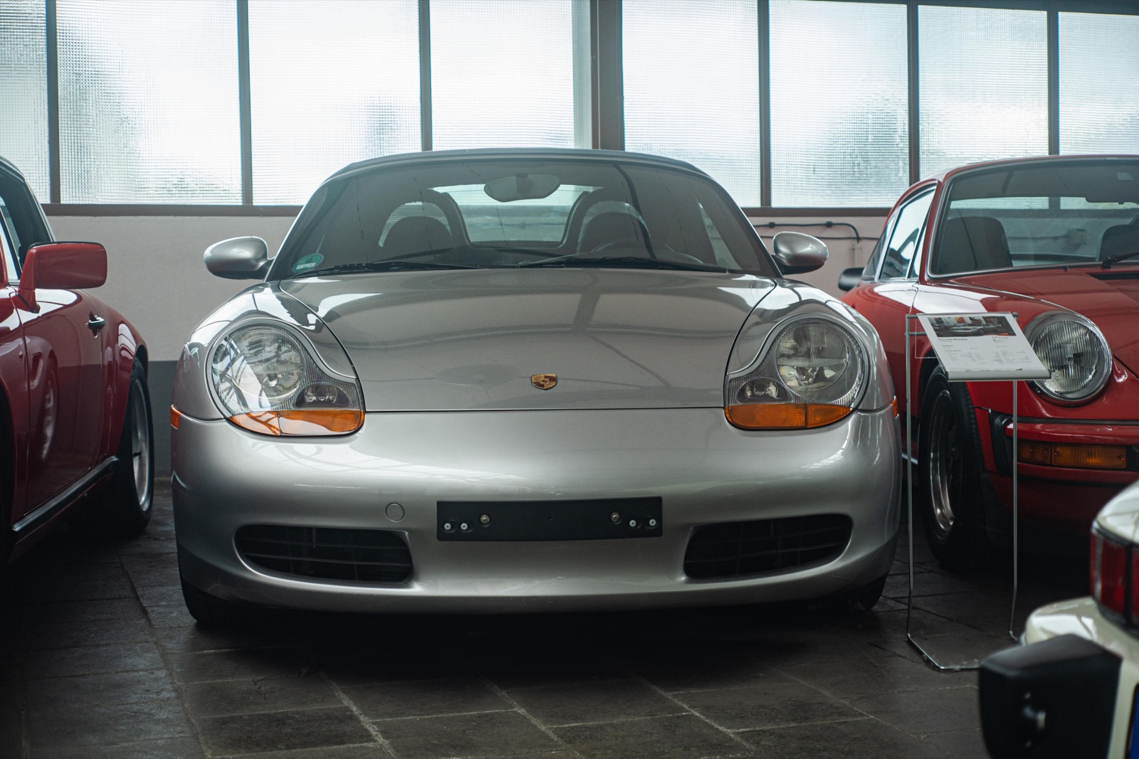 Porsche Youngtimer in der Werkstatt